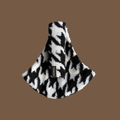 Wildride Carrier Houndstooth Teddy